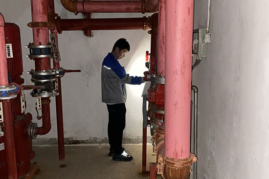 小區(qū)消防維保指南:如何尋找專業(yè)的消防維保公司